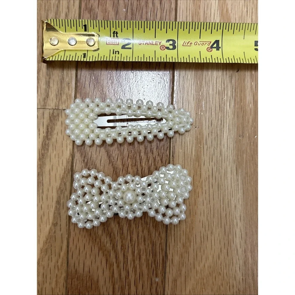 Set Of 2 Pearl Hair‎ Clips